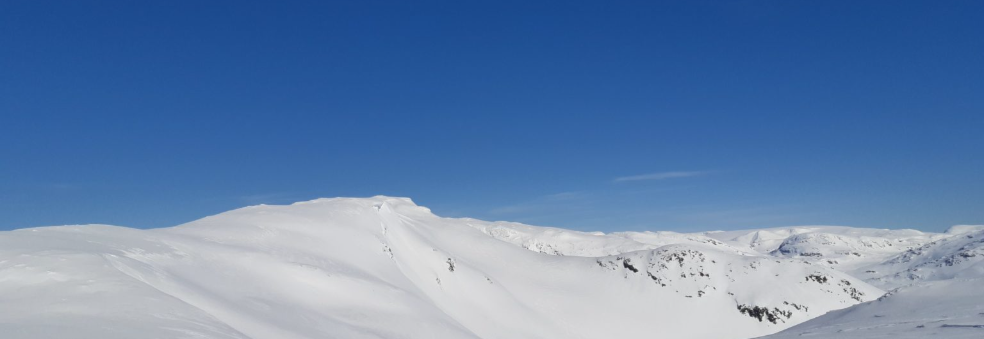 Topptur på ski til Øyastølsfjellet i Jordalen